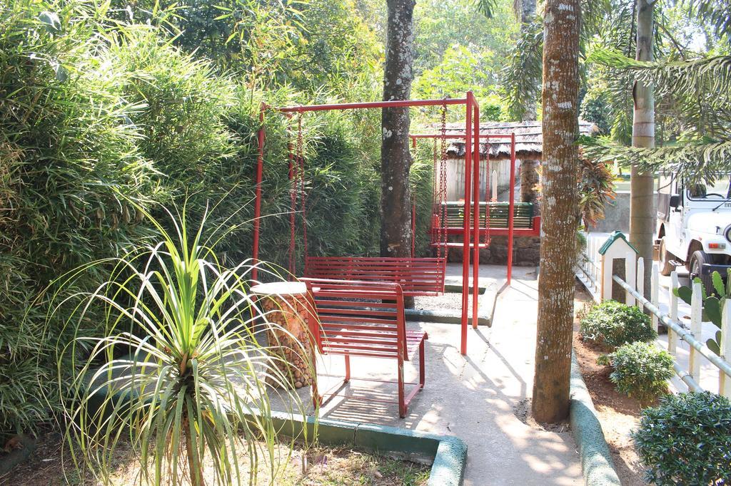 Green Ark Resorts Thekkady Exterior foto